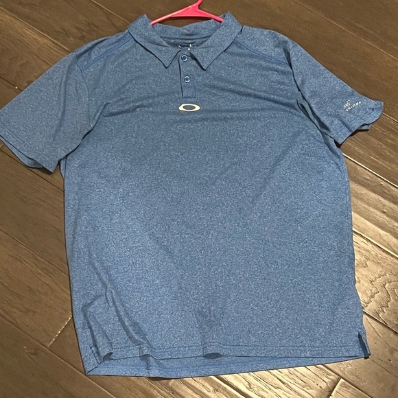 Oakley Shirts 2x Oakley Golf Polos Mens Xl Tailored Fit Blue And